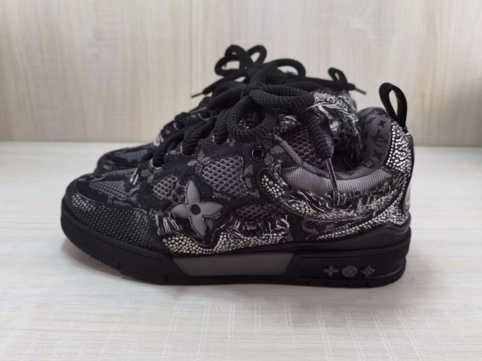 LV SNEAKER LOW  81703