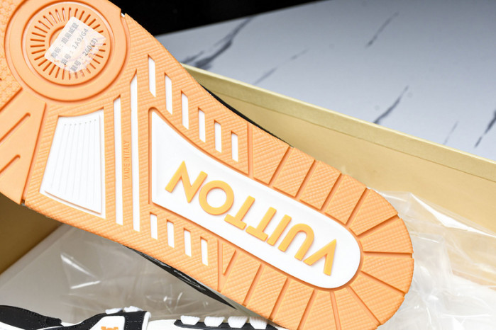 LV SNEAKER LOW FOR-LV135