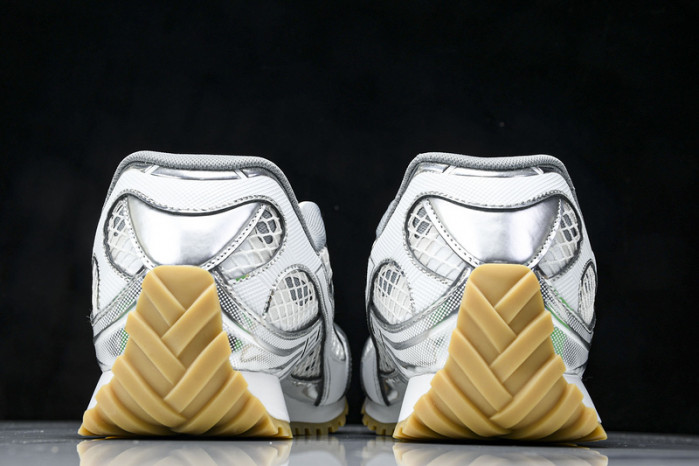 b0tt*ga Ven*ta orbit sneaker