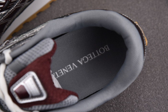 b0tt*ga Ven*ta orbit sneaker