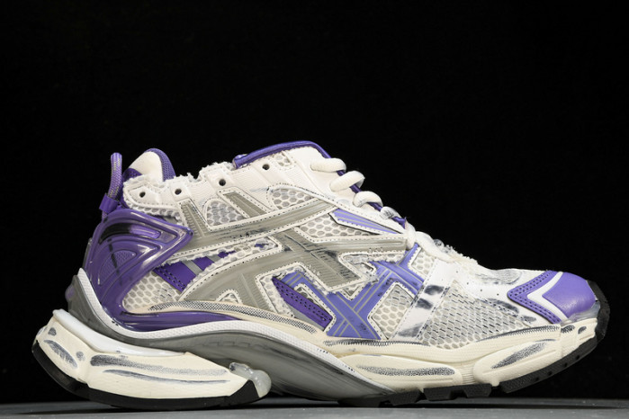 BLCG RUNNER   103013