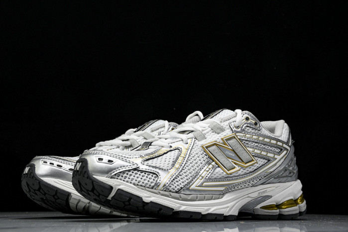 new Ba1an*e 1906r white rain cloud silver metallic m1906ri