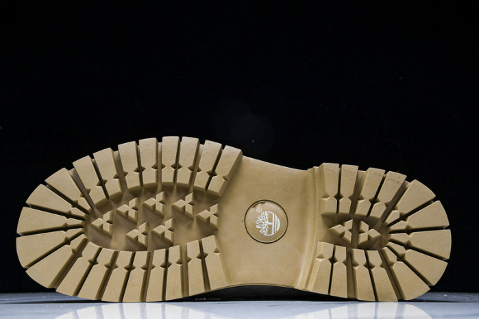 Timb**1*nd sneaker tbl-02