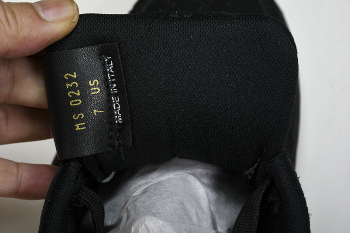 LV x Travis Scott x Air Jordan 1 Low OG  1A9VD7