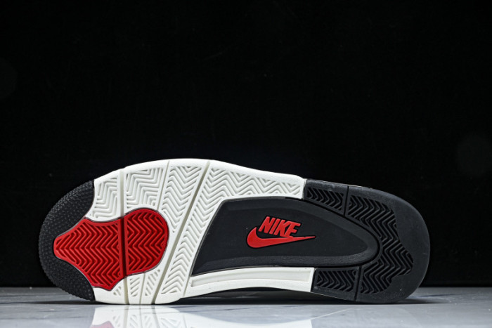 Air Jordan 4“Flight Club” IM4002-100