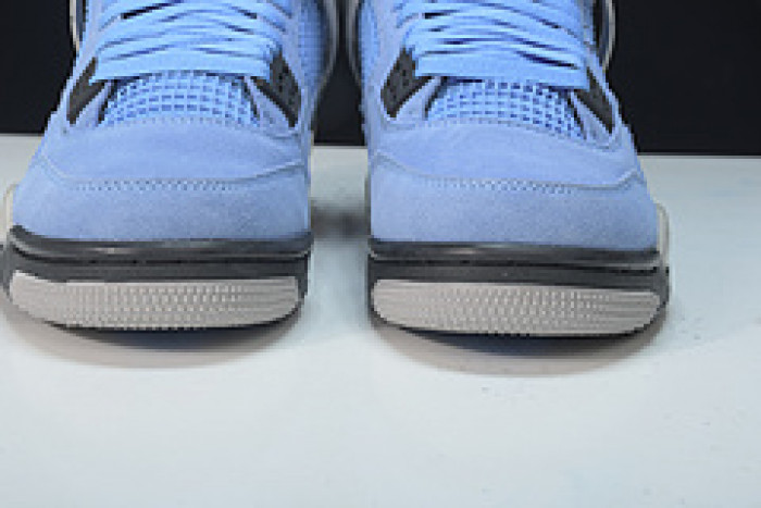 Air Jordan 4 Retro University Blue CT8527-400