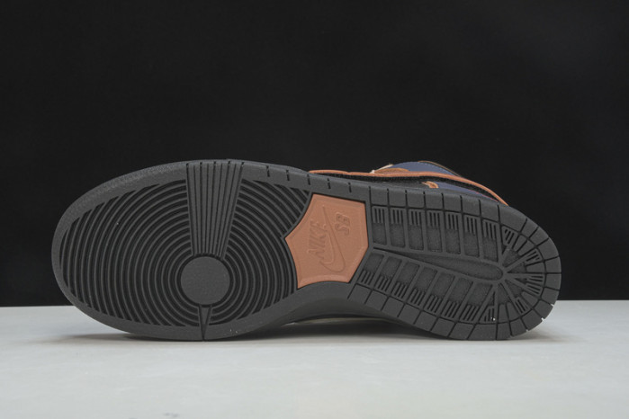 Nike Dunk SB High RX-0 Unicorn Gundam 02 Banshee DH7717-400