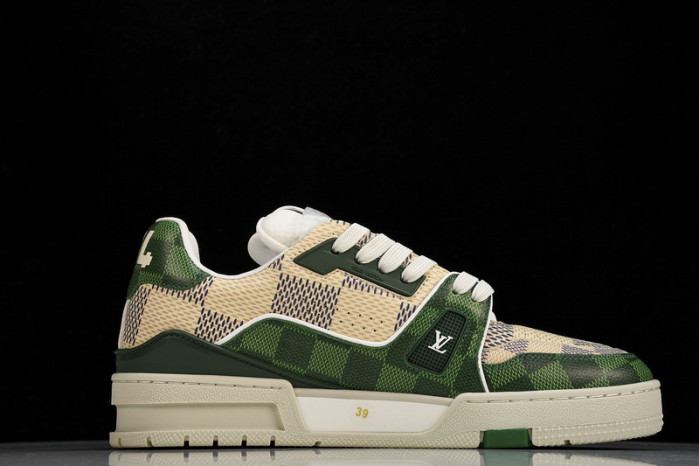 LV SNEAKER LOW 110702