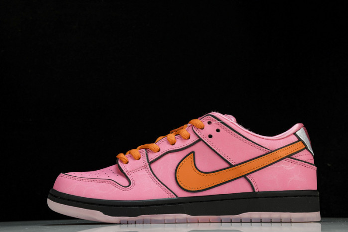 The Powerpuff Girls x Nike SB Dunk Low “Blossom”  FD2631-600