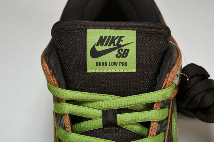 Concepts × Nike SB Dunk When Pigs Fly  789841-332