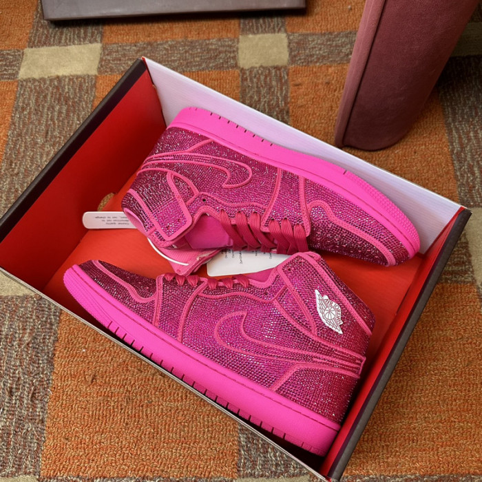 AIR JORDAN 1 RETRO  AJ-04