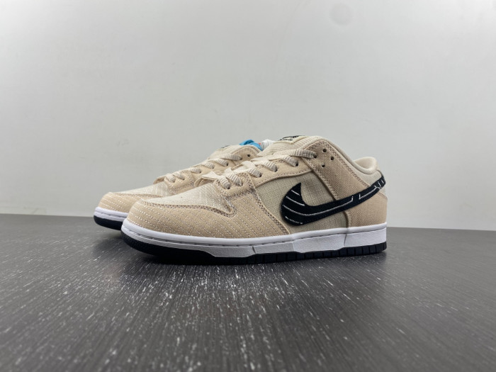 Albino & Preto x Nike Dunk SB Low  FD2627-200