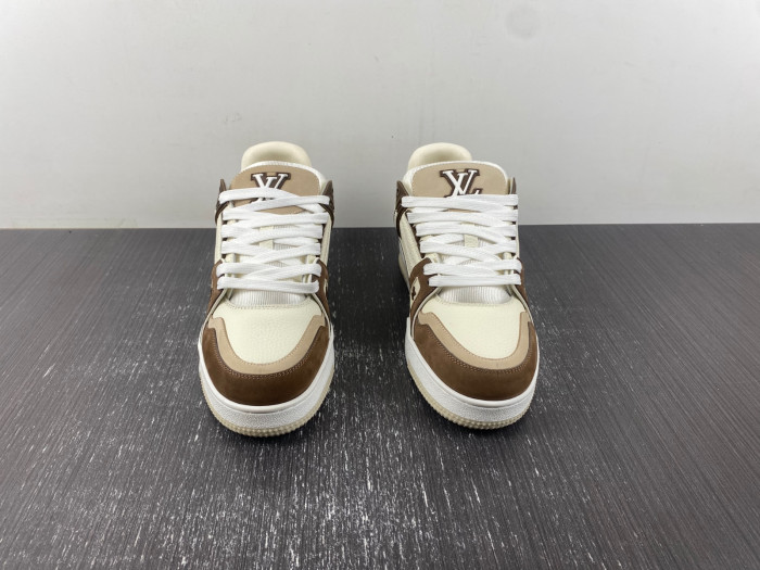 LV SNEAKER LOW 121801