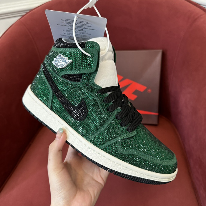 AIR JORDAN 1 RETRO  AJ-13