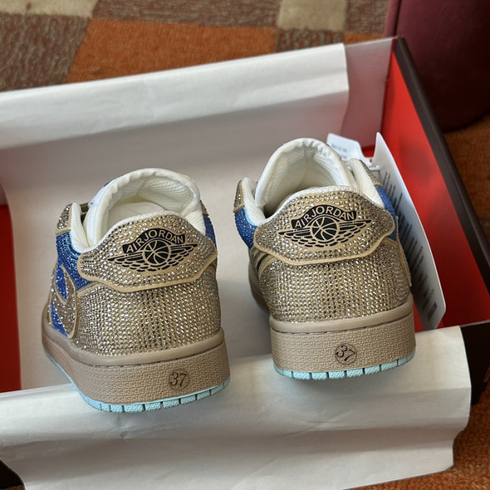 AIR JORDAN 1 RETRO  AJ-32