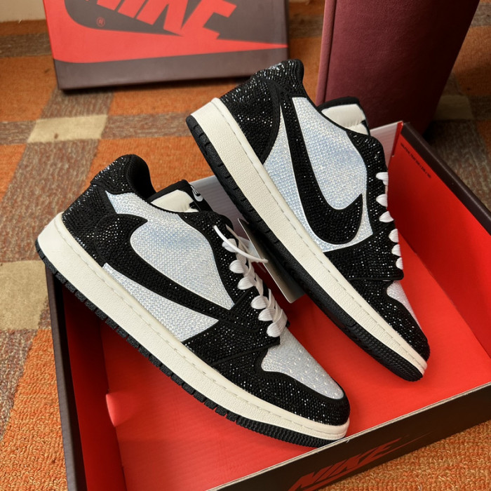 AIR JORDAN 1 RETRO  AJ-38