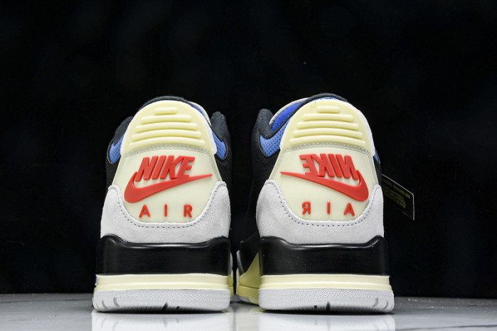 Air Jordan 3 OG "Rare Air"   IB8967-004