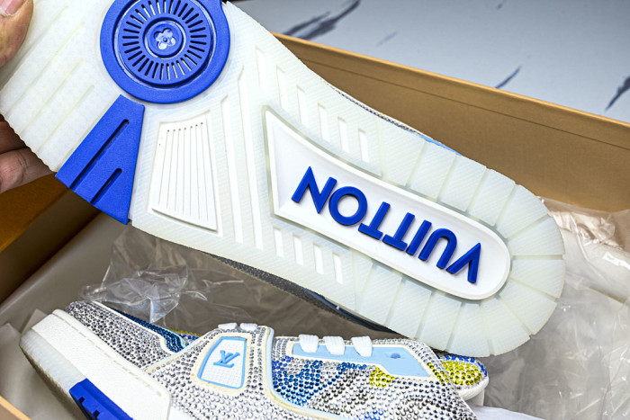 LV SNEAKER TRAINER FOR-LV443