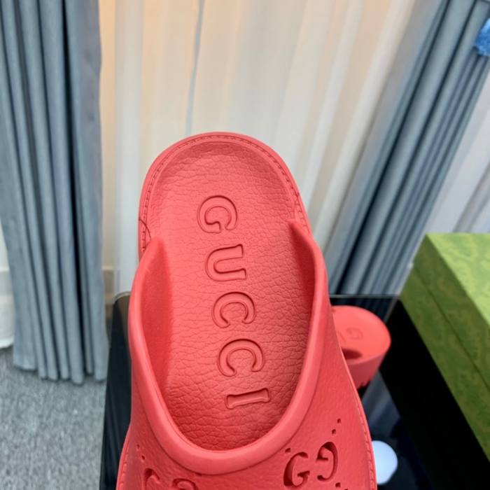 Gv*c slippers