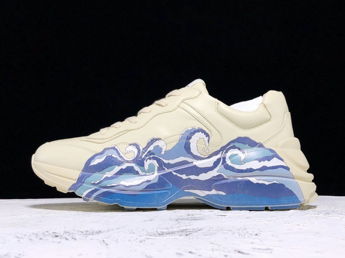 Gv*c trainer sneaker  576052 drw00 9522