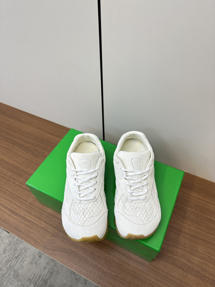 b0tt*ga Ven*ta orbit sneaker