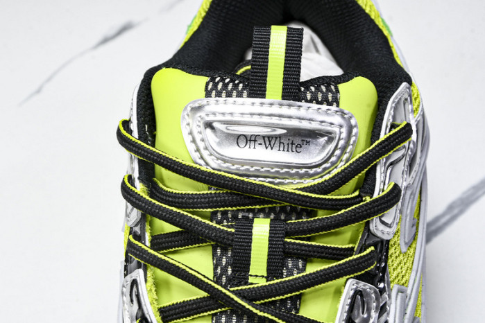 OF C/O  SNEAKER  FOR-022305