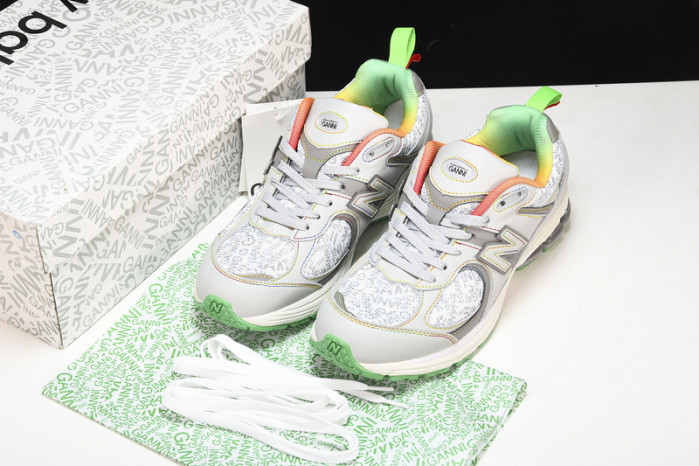 new Ba1an*e yeeshoes   ml2002rgd