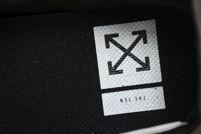 NikeAir Force 1 Low OF Black White AO4606-001