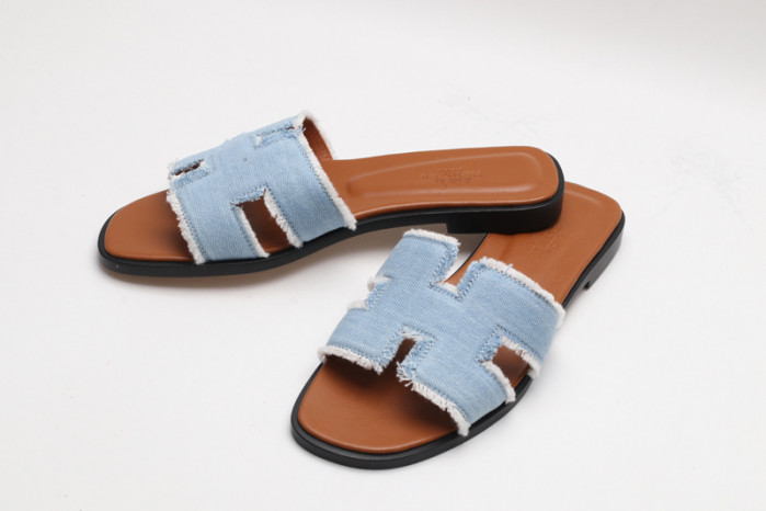 H*RMES  SLIDS   HM-17