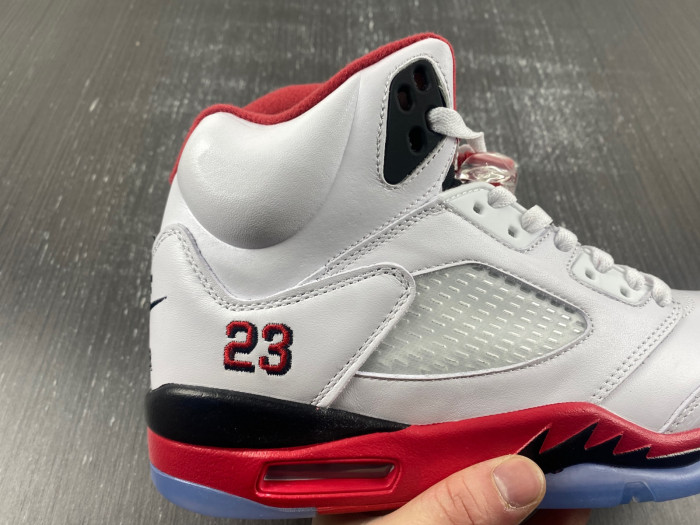 Air Jordan 5 “Fire Red”  136027-120