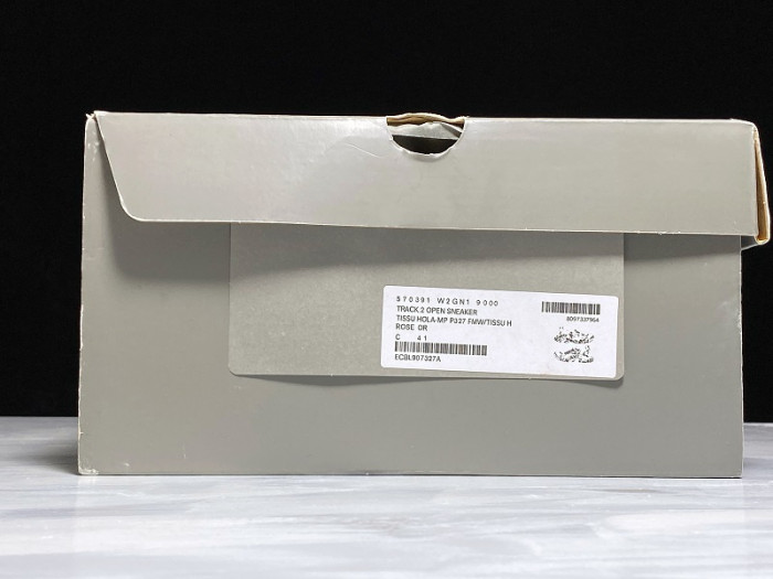 BLCG  Track TRAINER  Yeeshoes  220402