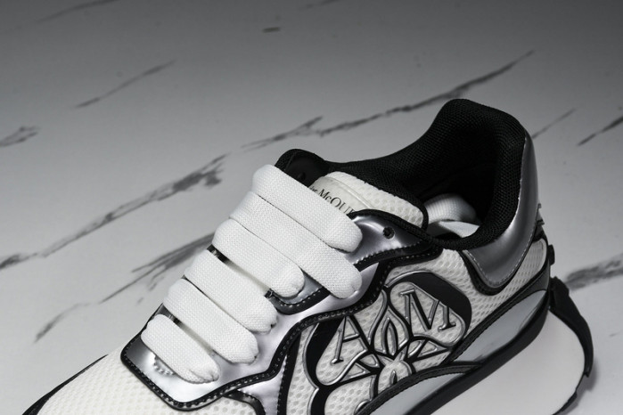 MQ Sprint Runner Sneakers