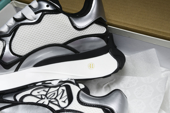 MQ Sprint Runner Sneakers