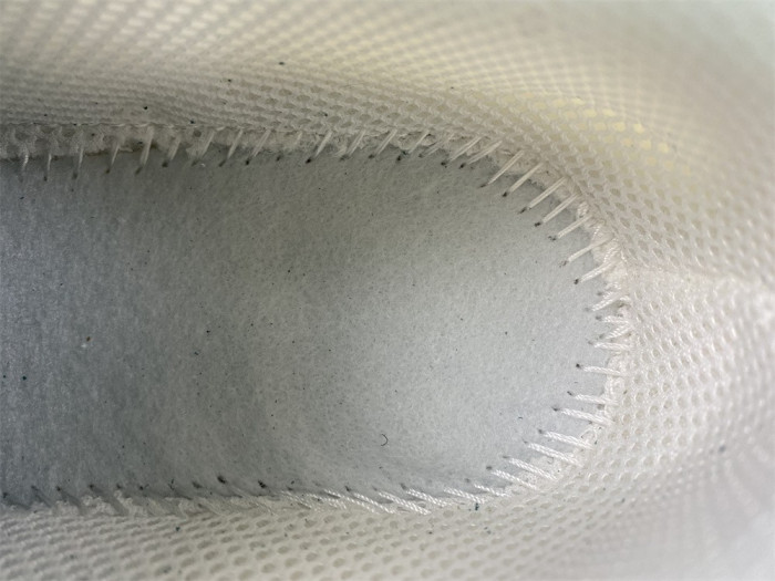 blcg   phanT0m  yeeshoes042101