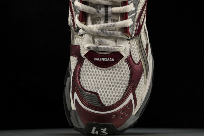 BLCG RUNNER    677402-W3RBB-9069