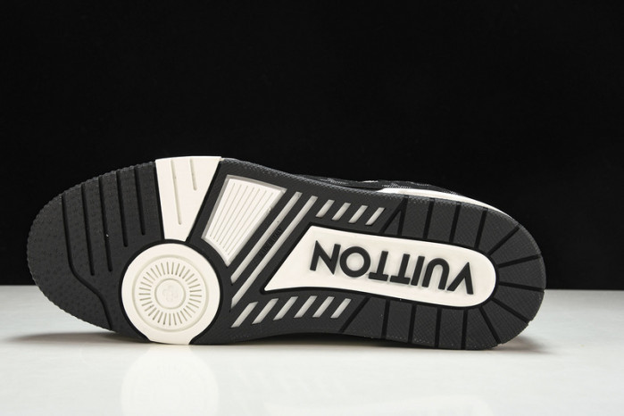 LV SNEAKER LOW YEE-015