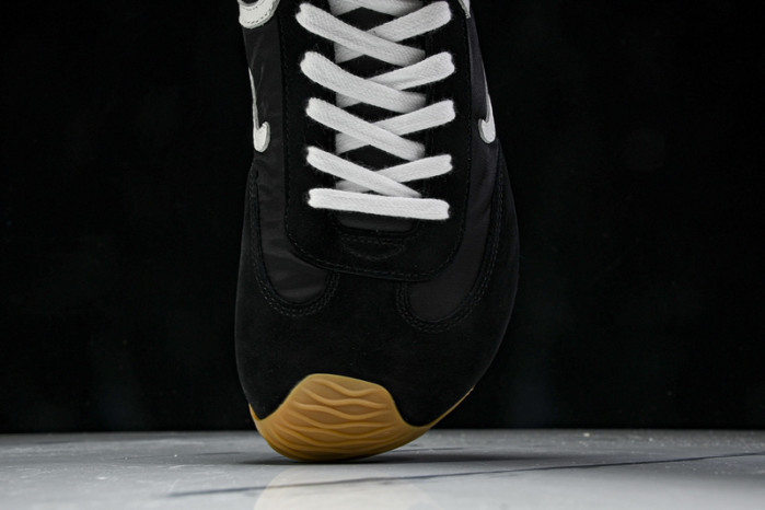 L*0ewe Ballet Runner  LW-FOR03