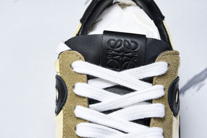 L*0ewe Ballet Runner  LW-FOR11