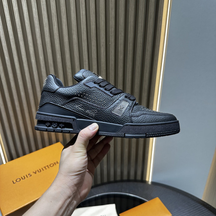 LV SNEAKER TRAINER   FOR-LV322