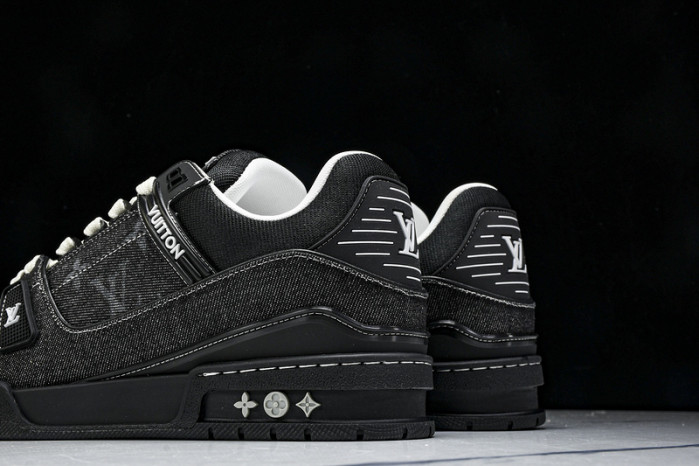 LV SNEAKER TRAINER   FOR-LV262