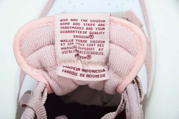 Nike Dunk Low GS "Pink Velvet"  DO6485-600