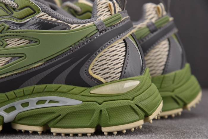 OF C/O  SNEAKER  FOR-082101