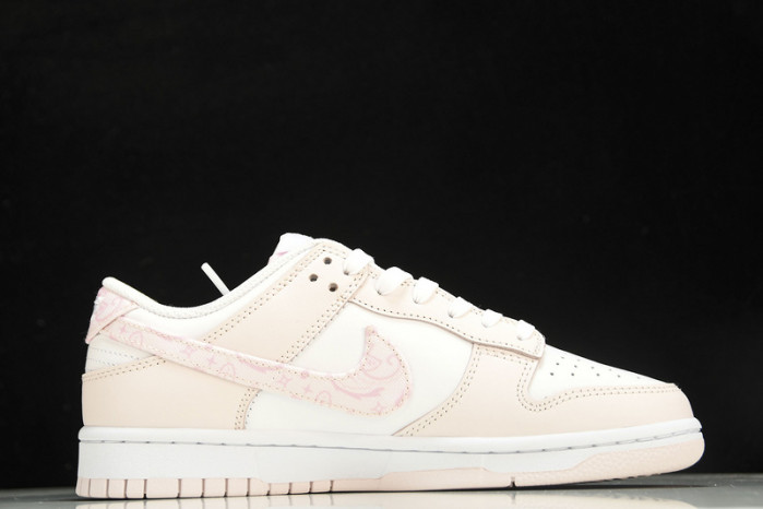 Nike Dunk Low “Pink Paisley”  FD1449-100