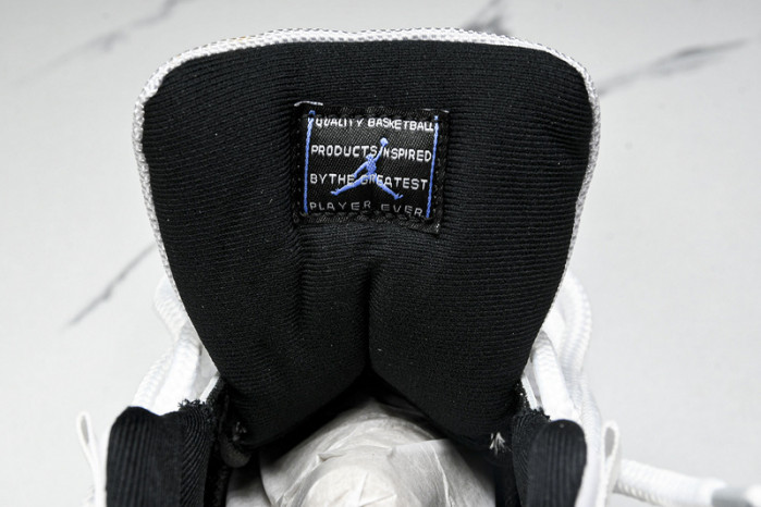 Air Jordan 11 Retro Legend Blue  CT8012-104