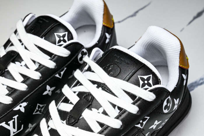 LV SNEAKER Buttersoft  FOR-LV377