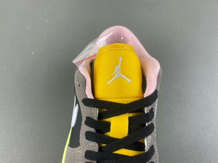 Air Jordan 1 Low HQ2010-005