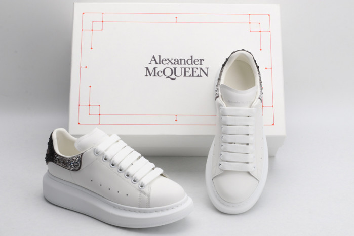 MQ Sneakers