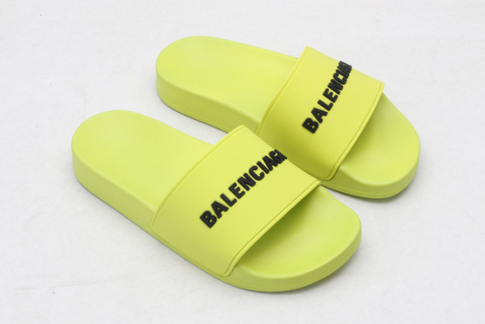 BLCG SLIPPERS