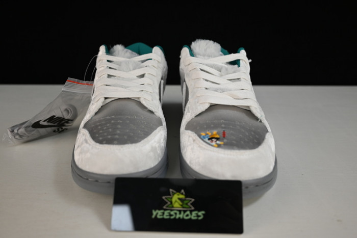 Nike Dunk Low"Ice and Snow Festival DO2326-001